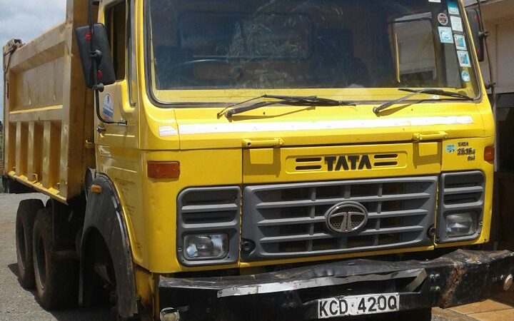 TATA TIPPER FOR AUCTION  